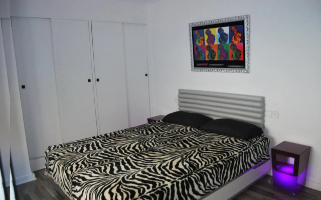 Ku Apartment