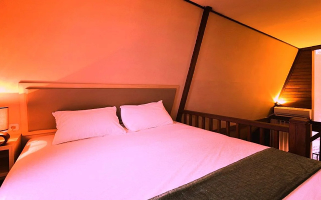 Seaview Cottage Cirebon Waterland