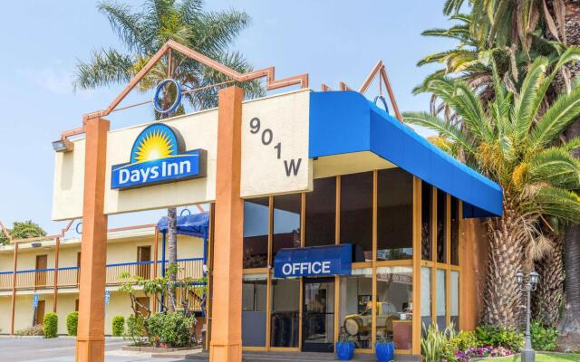 Days Inn by Wyndham Los Angeles LAX/VeniceBch/Marina DelRay 2