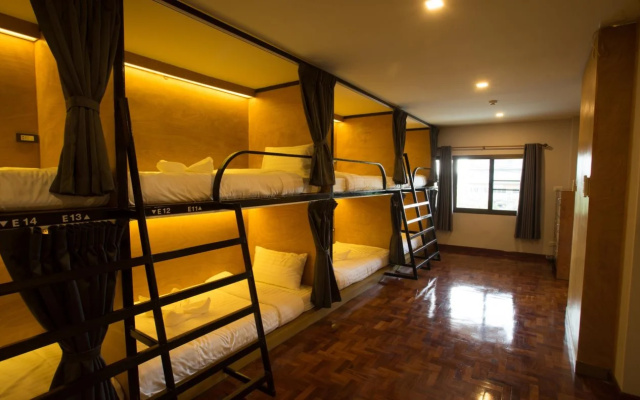 OYO 531 Le Light House & Hostel