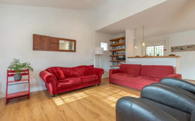 Axarqu a in Malaga With 2 Bedrooms and 1 Bathrooms
