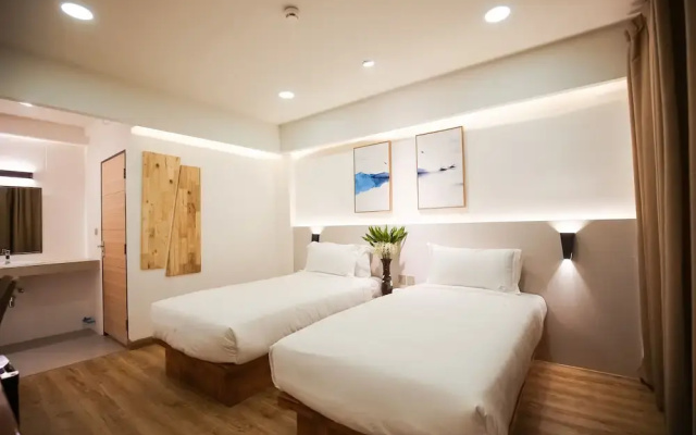 Key Hotel at Old City Center
