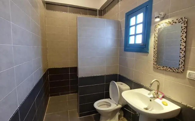 Blue Hole Plaza Studio, Dahab