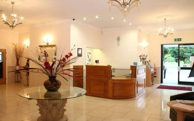 Exeter Court Hotel