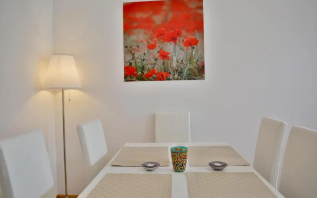 Zwischen Schönbrunn und dem City Center. Apt. 33