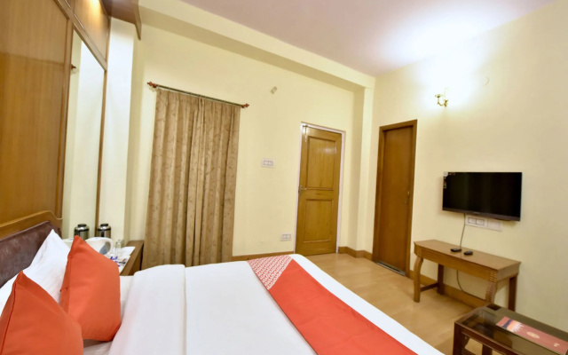 OYO 5268 Hotel Himland East