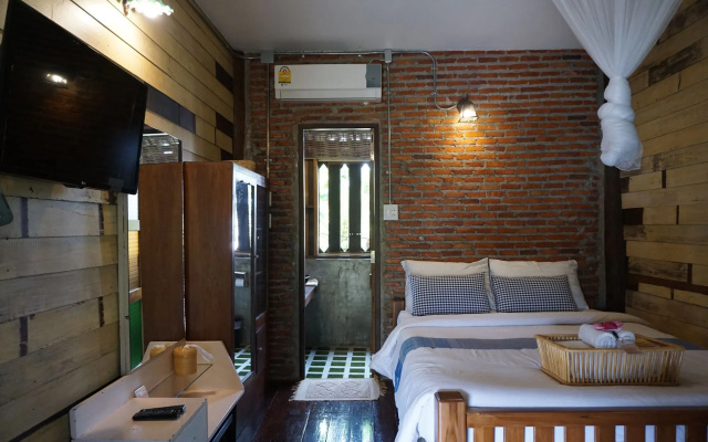 Huen Chang Puek Hotel
