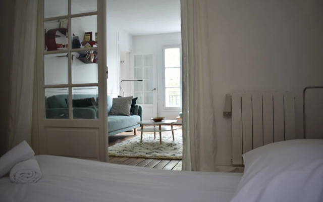 Flat on Quai de Valmy