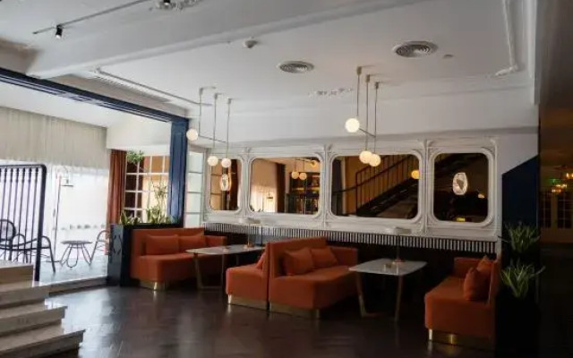 Emperor Boutique Hotel (Shangqiu Shenhuo Avenue)