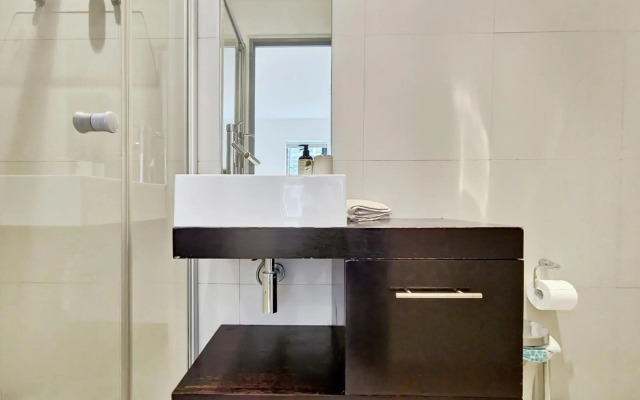 Fully Equipped 2 Bedroom in Green Point