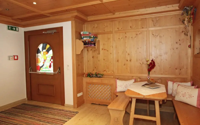 Attractive Holiday Home in Kaltenbach on the Ski-slope