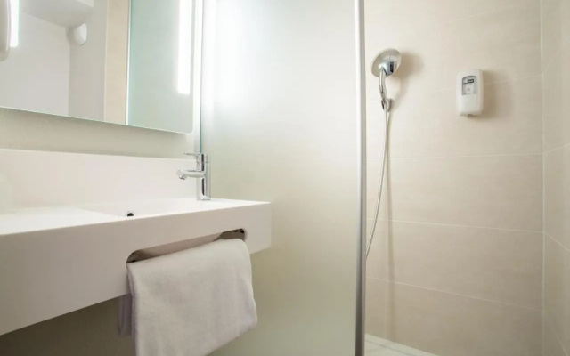 B&B HOTEL ANNEMASSE Saint-Cergues