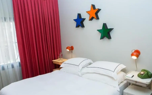 Scarlet Hotel
