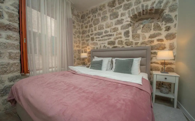 Antika Guesthouse