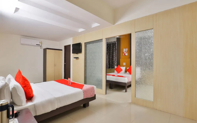 OYO 14942 Hotel Maple Leaf