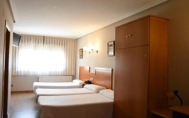 Hotel Carbayón