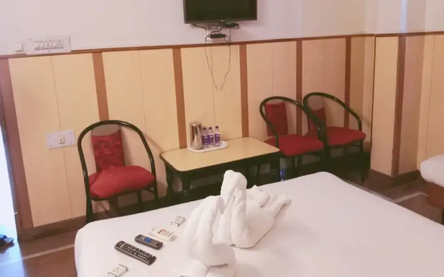 Hotel Shivaals Residency