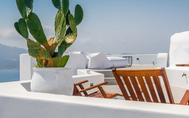 Eight Infinity Suites