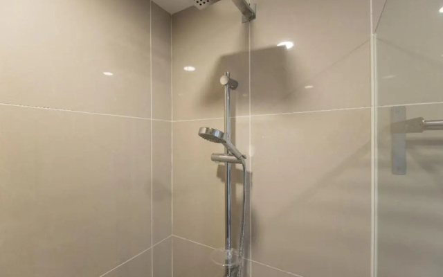 Modern City 2B Suite Desa Park City