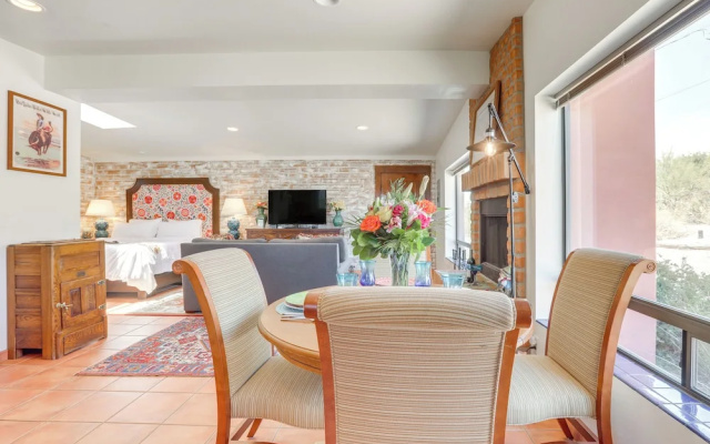 Near Hiking: Mtn-view Tucson Studio Retreat