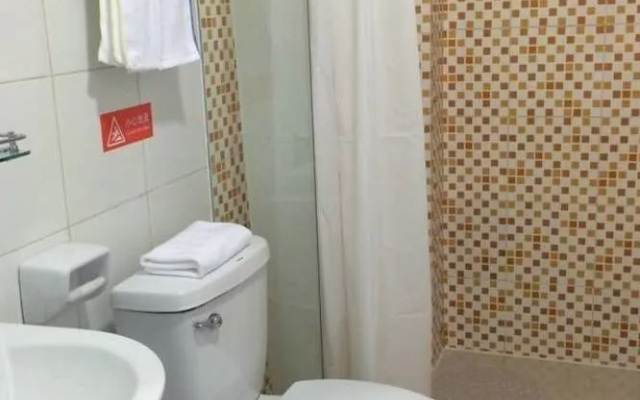 Home Inn Chengdu New City Square Tongjinqiao