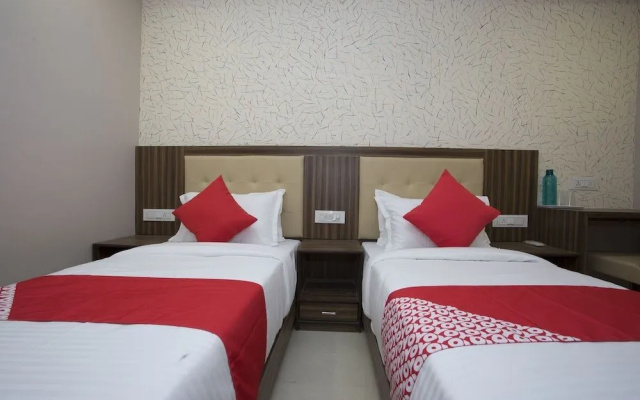 OYO 27640 Hotel Blue Sapphire Residency