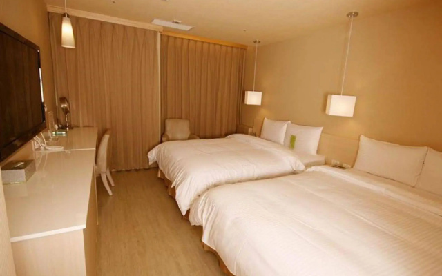 Kindness Hotel Glory Pier