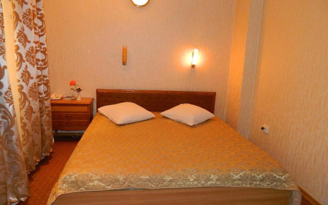 Dalin Hotel