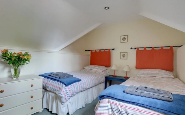 Spacious Holiday Home in Tunbridge Wells near City Center