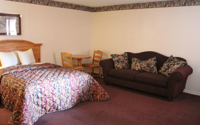Lakeside Inn & Suites by OYO Mathis I 37