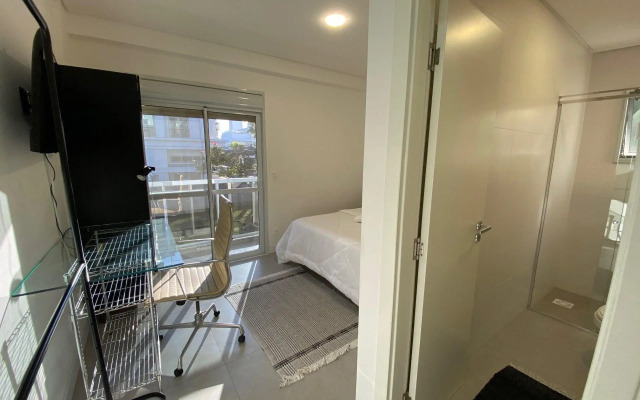 150m Da Praia De Jurere   Excelente Apartamento