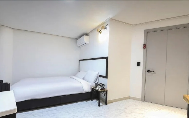 Yeosu Hotel Encore