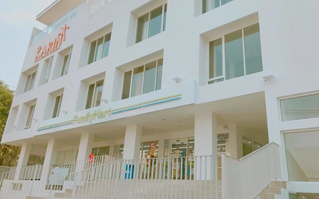 Karin Hotel & Serviced Apartment вид на фасад