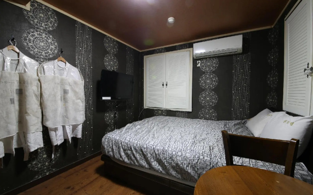 Feel Motel