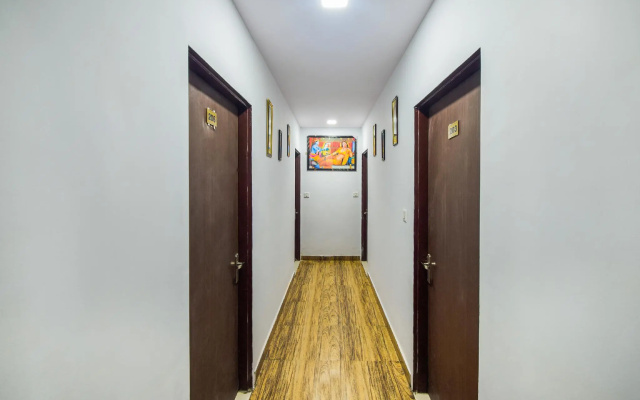 Hotel Blue Sapphire by OYO Rooms