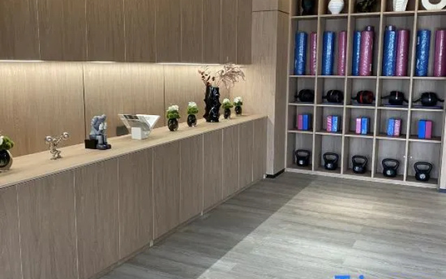 Sheyue Hotel (Binjiang Financial Center Liugouyu Subway Station)