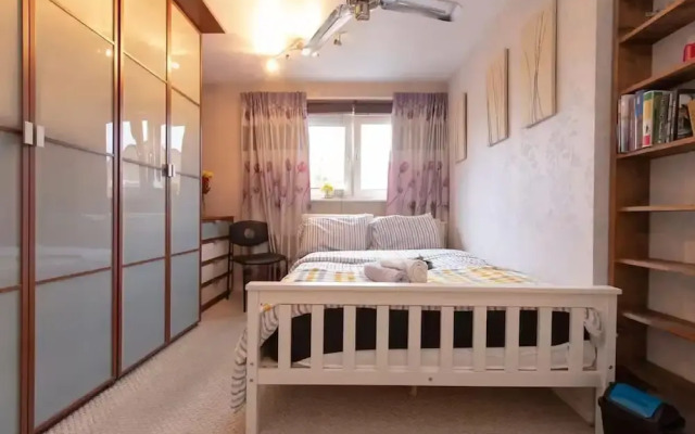 3bedroom Sleeps8 Parking Familyfriendly Nearexcel