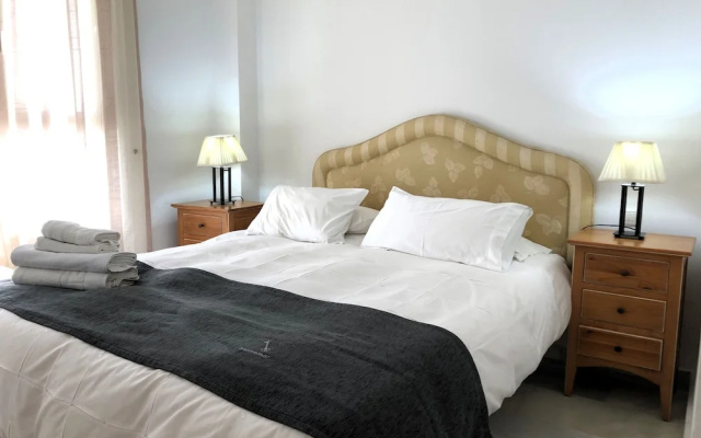 3 Bed Excellent and Quiet Location F-4