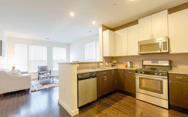 Peachtree Apartments by Avalon Suites