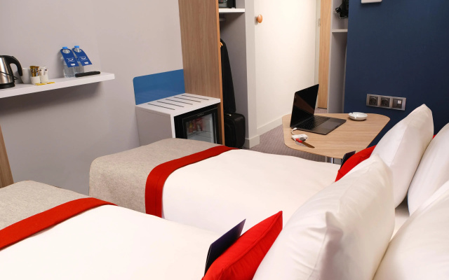 Holiday Inn Express Istanbul - Atakoy Metro by IHG