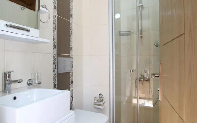 Velena Hotel