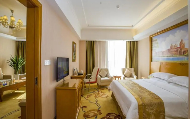 Vienna Hotel Guizhou Bijie Chuangmei Century City