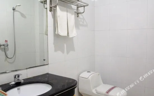 Huating Hostel