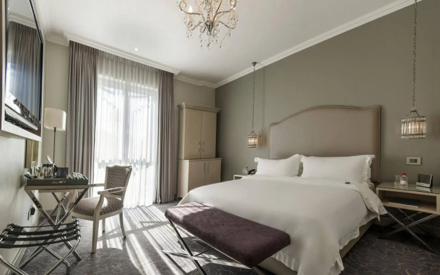 Queen Victoria Hotel