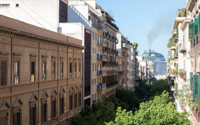 Settimo Apartment With Terrace by Wonderful Italy