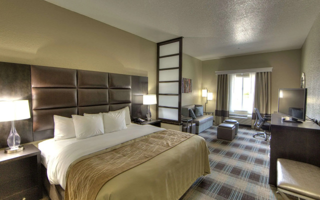Comfort Inn & Suites Fort Worth West I-30 NAS JRB