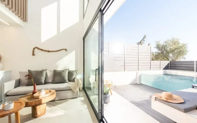 Serene Villas Halkidiki - Cfront Private Pool