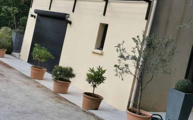 Gite 2 Chambres Avec Piscine
