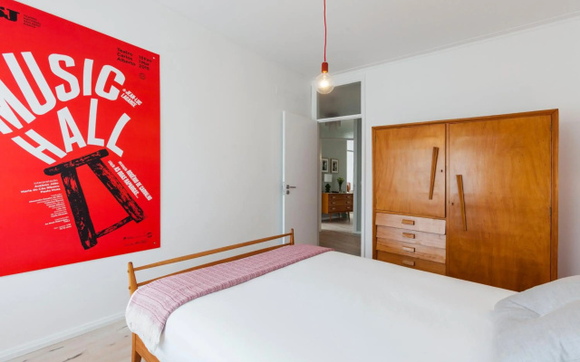 Spacious and Bright City Ap II