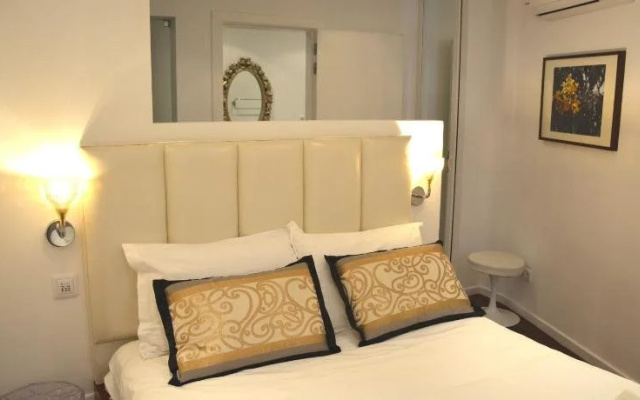Tavira House
